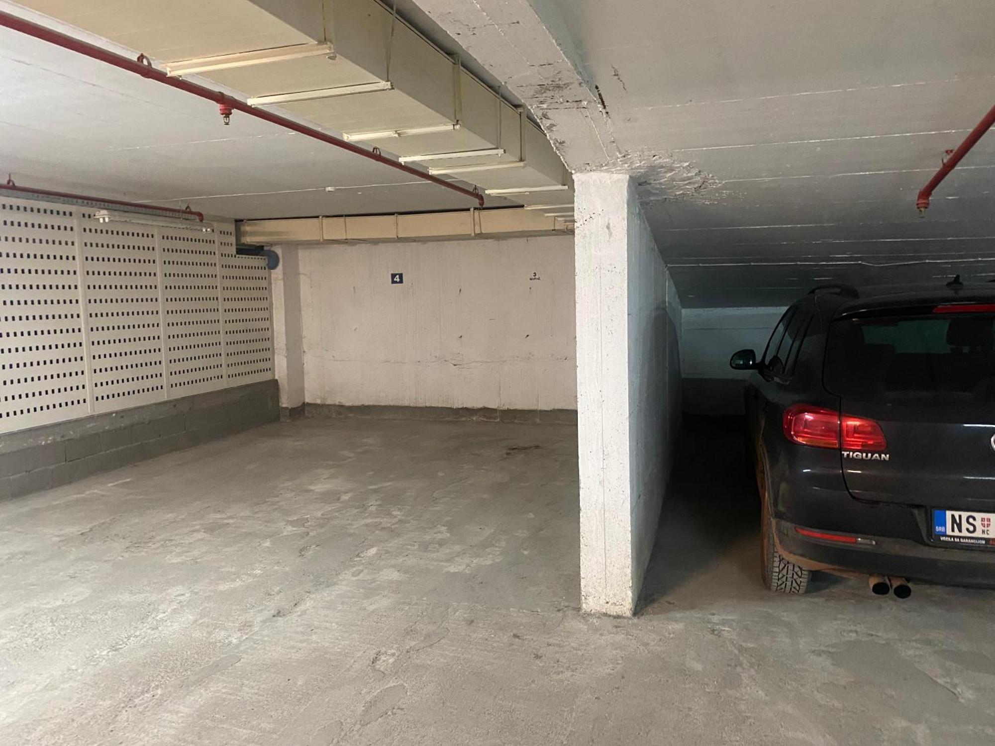 Luxury Apartments Parking In Garage Ниш Екстер'єр фото
